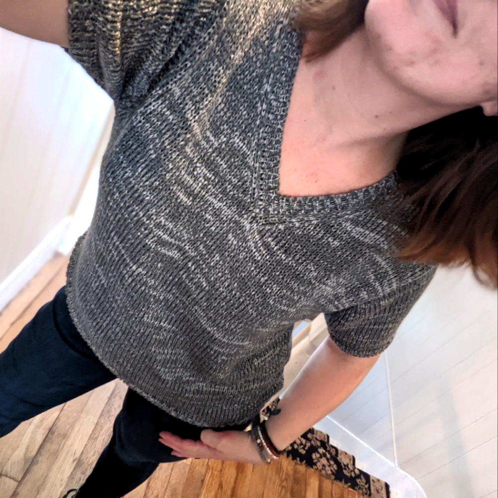 Directives short sleeved gray sweater size L